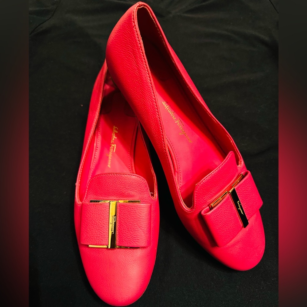 SALVATORE FERRAGAMO flats